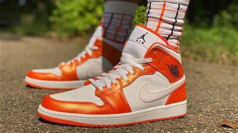 jordan 1 mid se electric orange